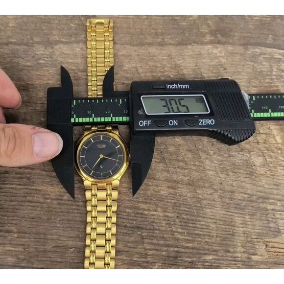 Citizen Dress Watch 31mm Japanese Movement. Gold Toned - Picture 11 of 11